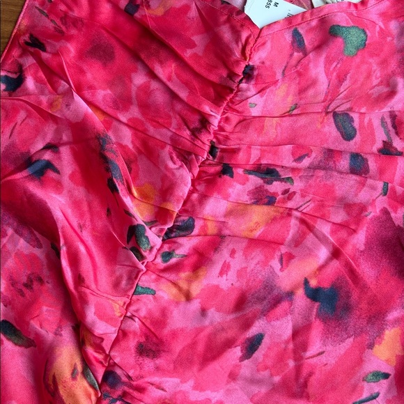NWT floral handkerchief dress - Picture 8 of 15